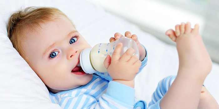 نکاتی مهم در خصوص استفاده از شیشه شیر و سر شیشه مناسب